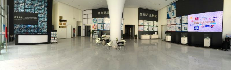 武汉光电工业技术研究院LED全彩屏安装